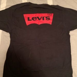 Levis tee